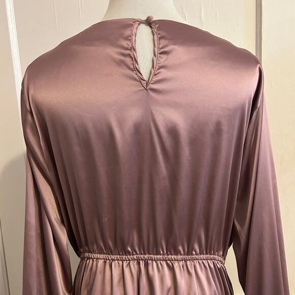 Women's Satin Tie Front Mini Dress in Mauve – Size XL - Picture 9 of 10